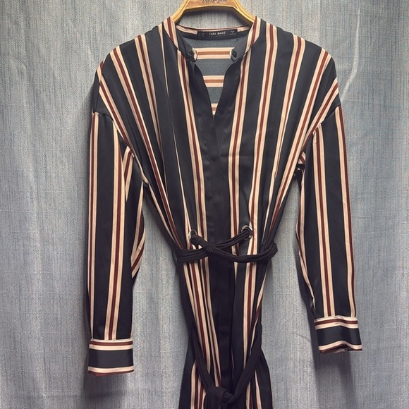 Zara long sleeve tie up dress size XS - Picture 3 of 10